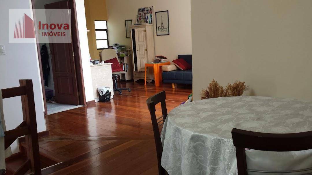 Casa de Condomínio à venda com 4 quartos, 450m² - Foto 11