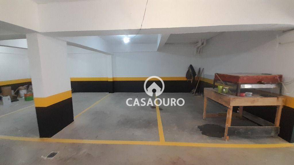 Apartamento à venda com 2 quartos, 61m² - Foto 32