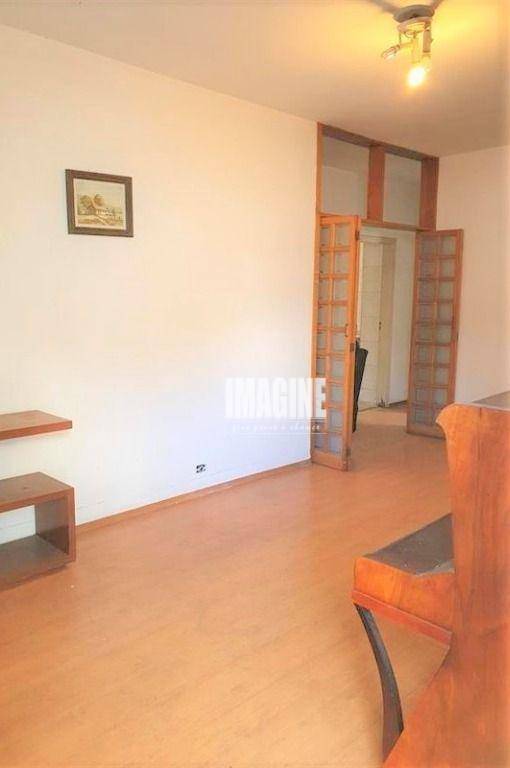 Casa à venda com 3 quartos, 420m² - Foto 2