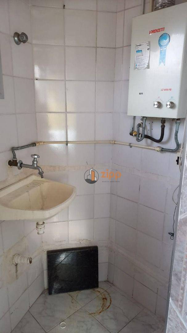 Apartamento à venda com 2 quartos, 70m² - Foto 17