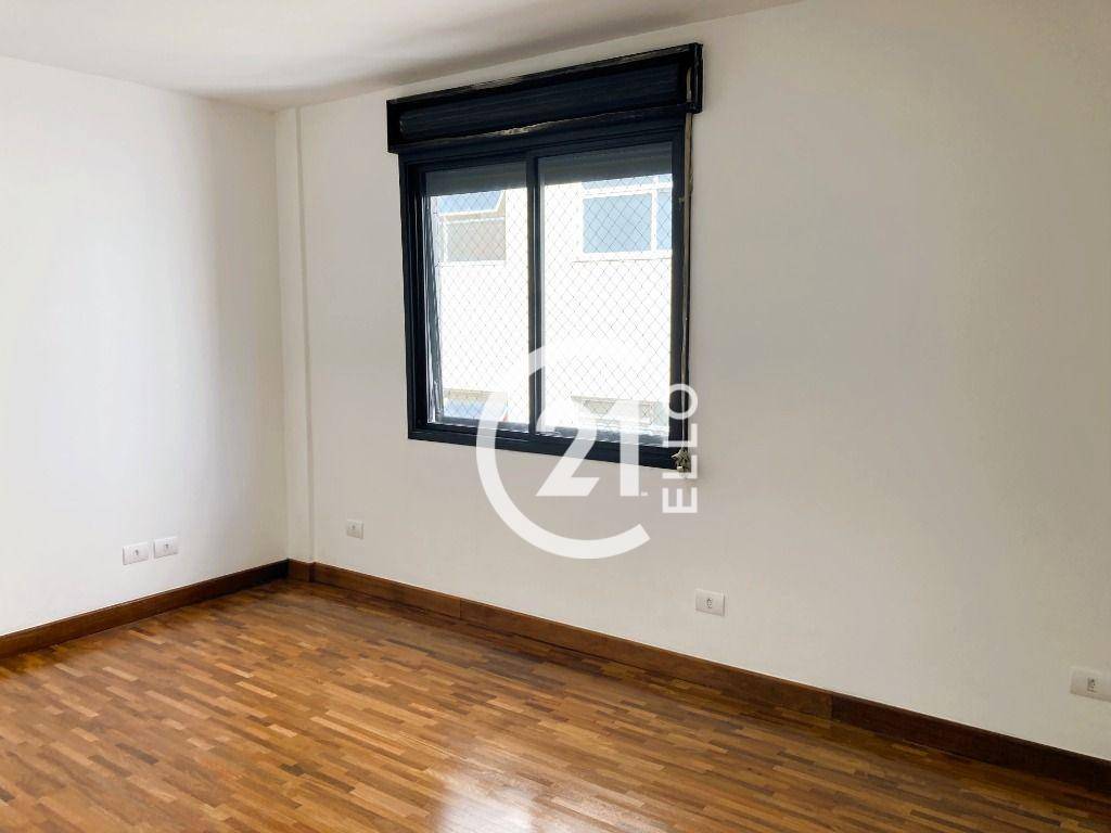 Apartamento à venda com 3 quartos, 180m² - Foto 13