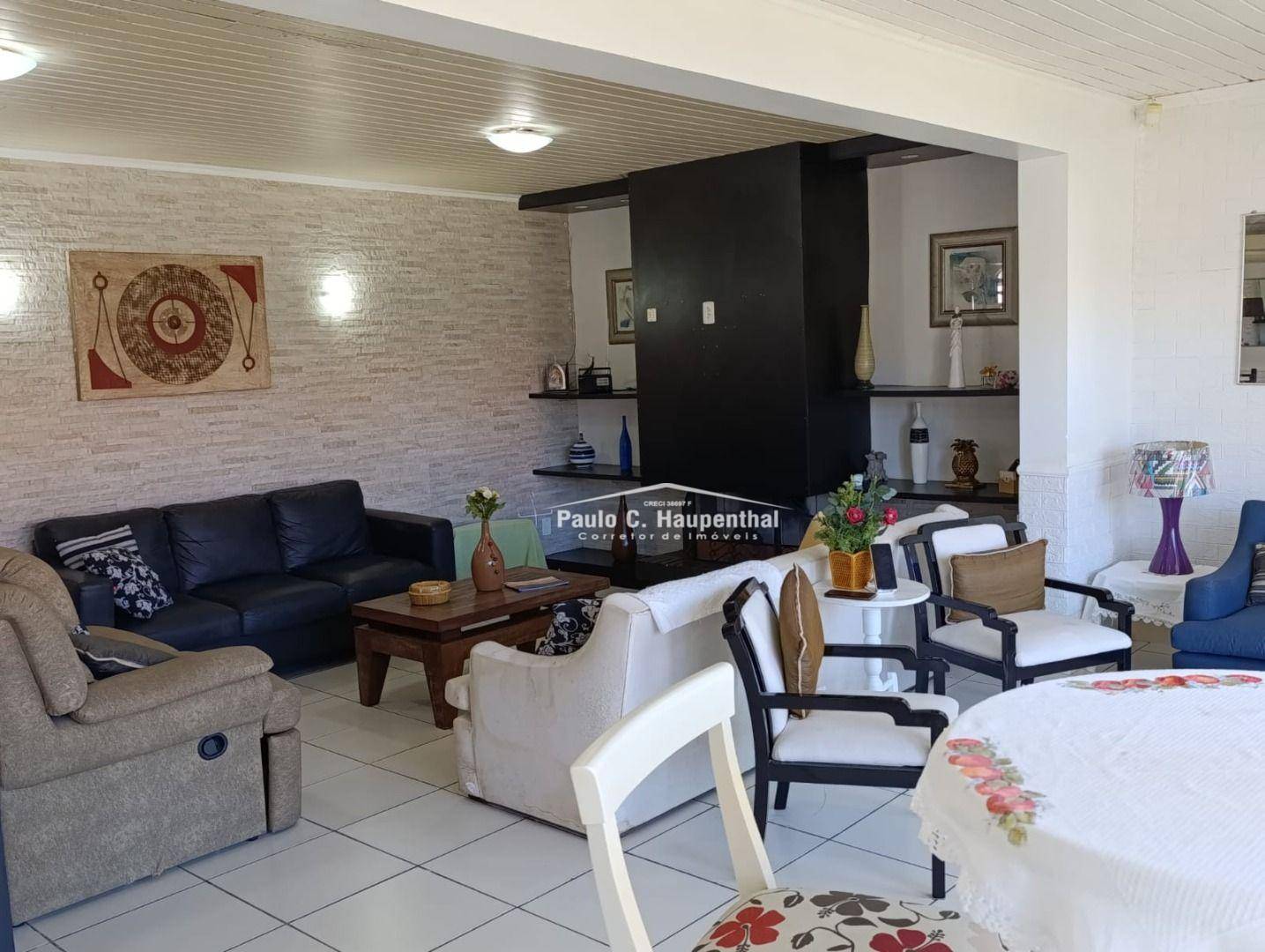 Casa à venda com 4 quartos, 210m² - Foto 24