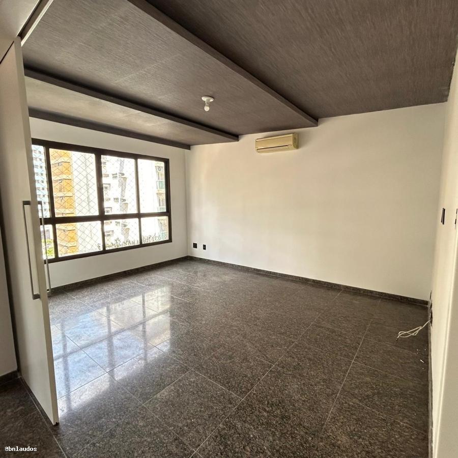 Apartamento à venda com 4 quartos, 250m² - Foto 4