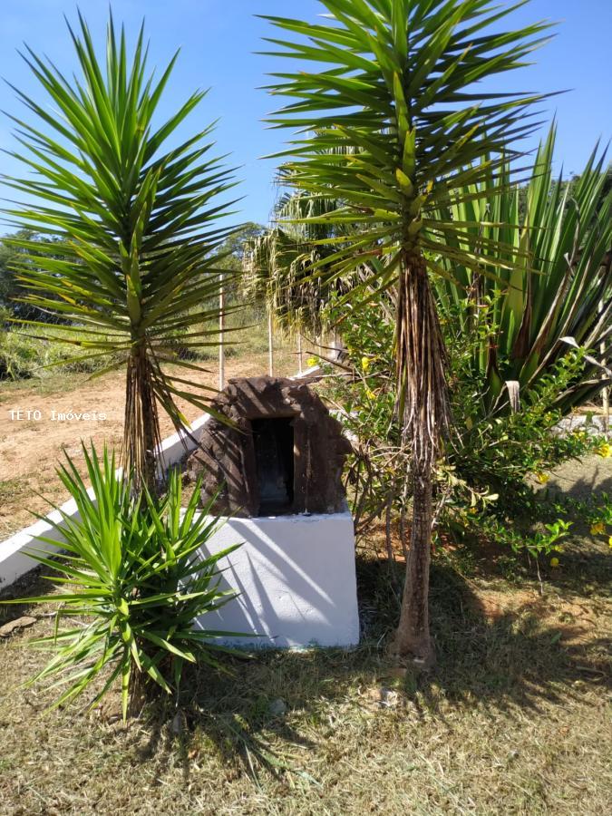 Fazenda à venda com 2 quartos, 1800m² - Foto 9