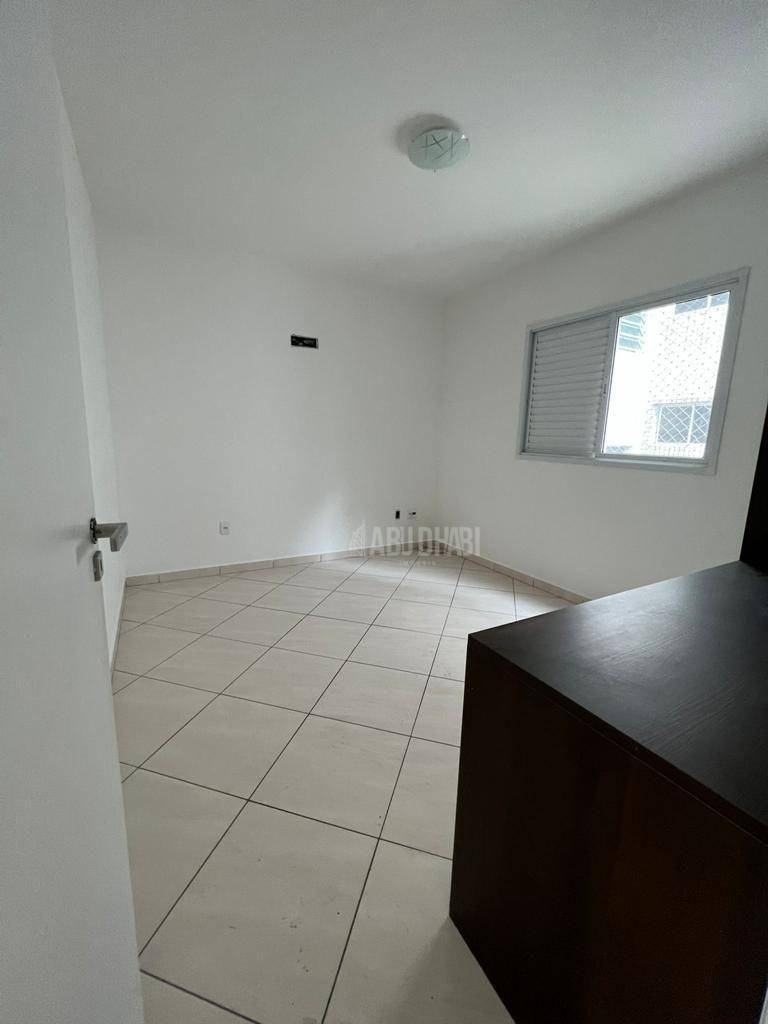 Apartamento à venda com 2 quartos, 100m² - Foto 6