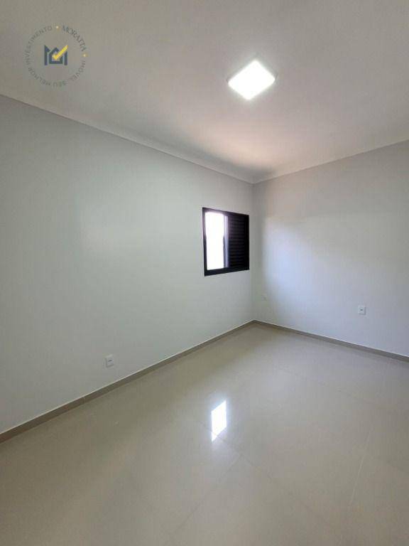 Casa à venda com 3 quartos, 82m² - Foto 4