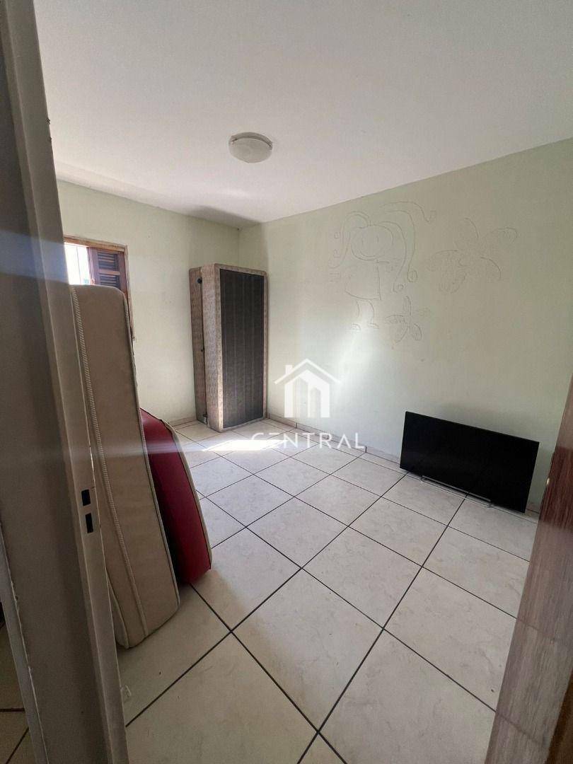Casa à venda com 3 quartos, 199m² - Foto 8