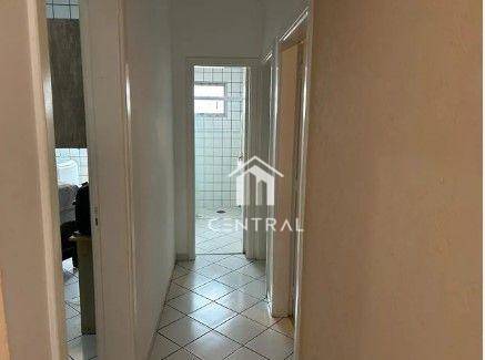 Apartamento à venda com 2 quartos, 65m² - Foto 5