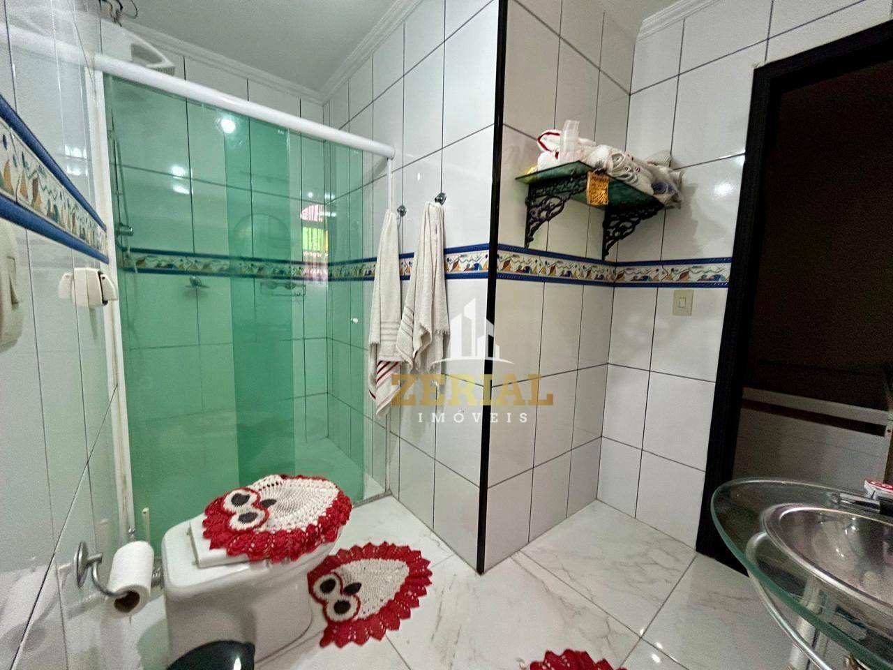 Sobrado à venda com 5 quartos, 300m² - Foto 18