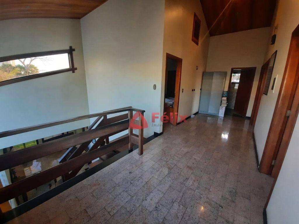 Sobrado à venda com 6 quartos, 264m² - Foto 10