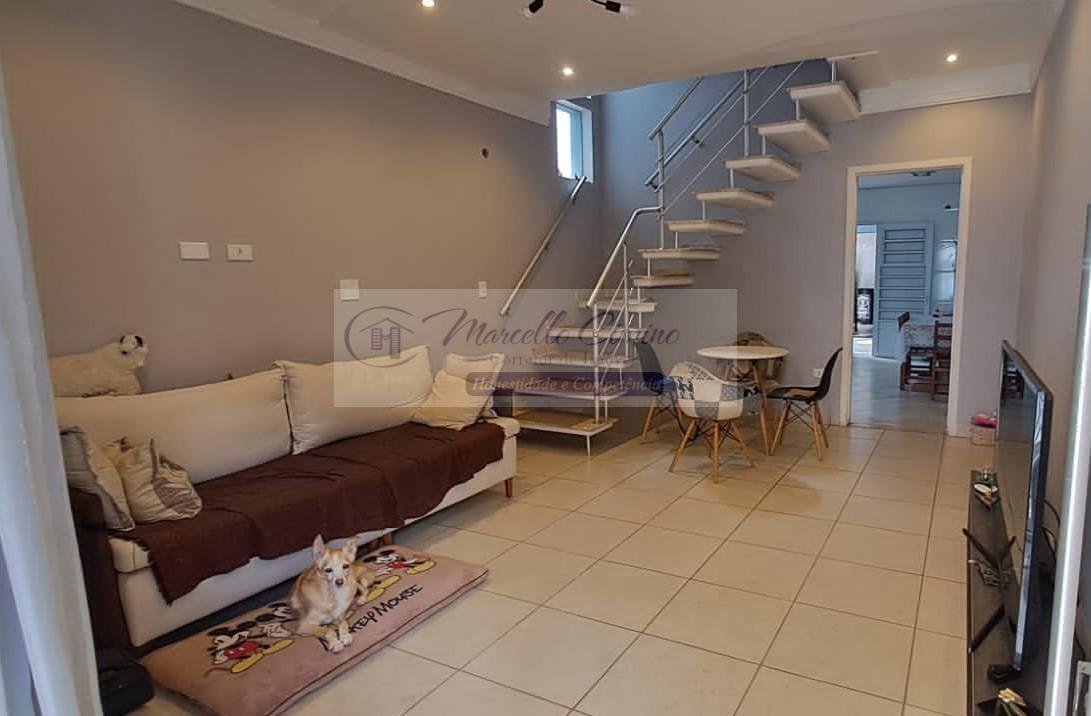 Casa à venda com 2 quartos, 125m² - Foto 2