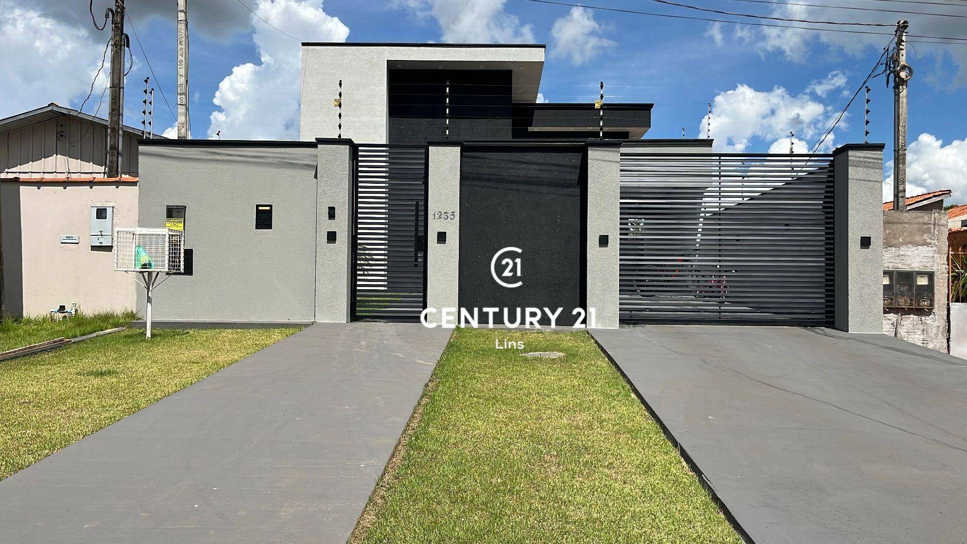 Casa à venda com 3 quartos, 400M2 - Foto 1