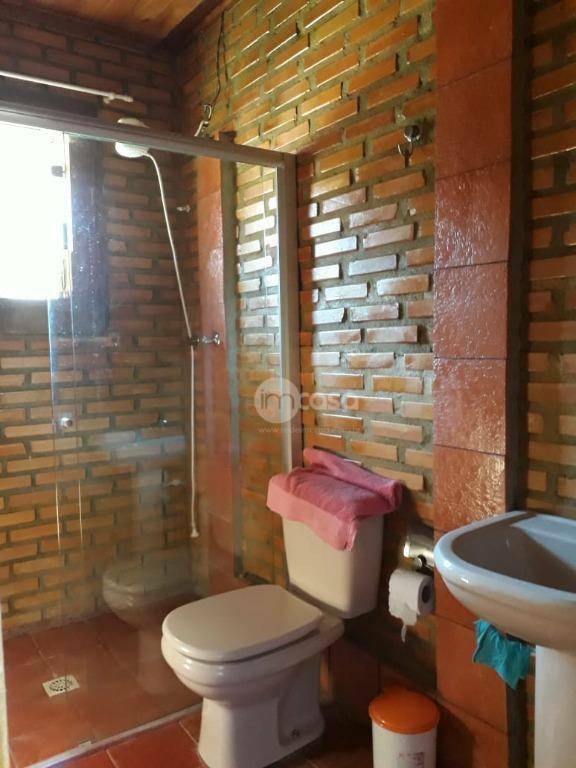 Casa à venda com 4 quartos, 240m² - Foto 17