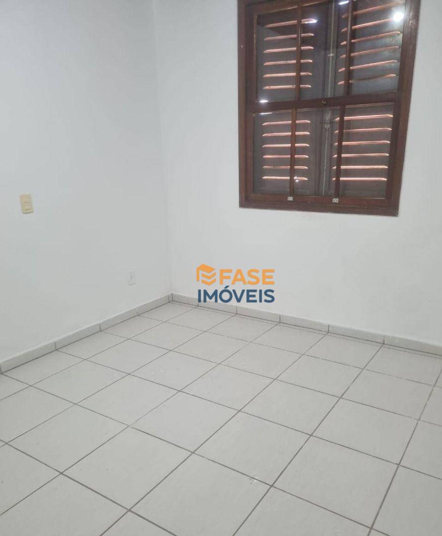 Casa à venda com 4 quartos, 132m² - Foto 8