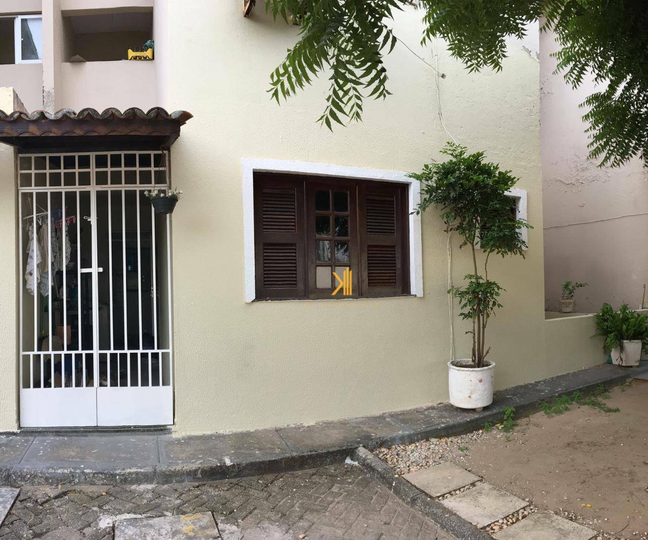 Casa à venda com 3 quartos, 76m² - Foto 9