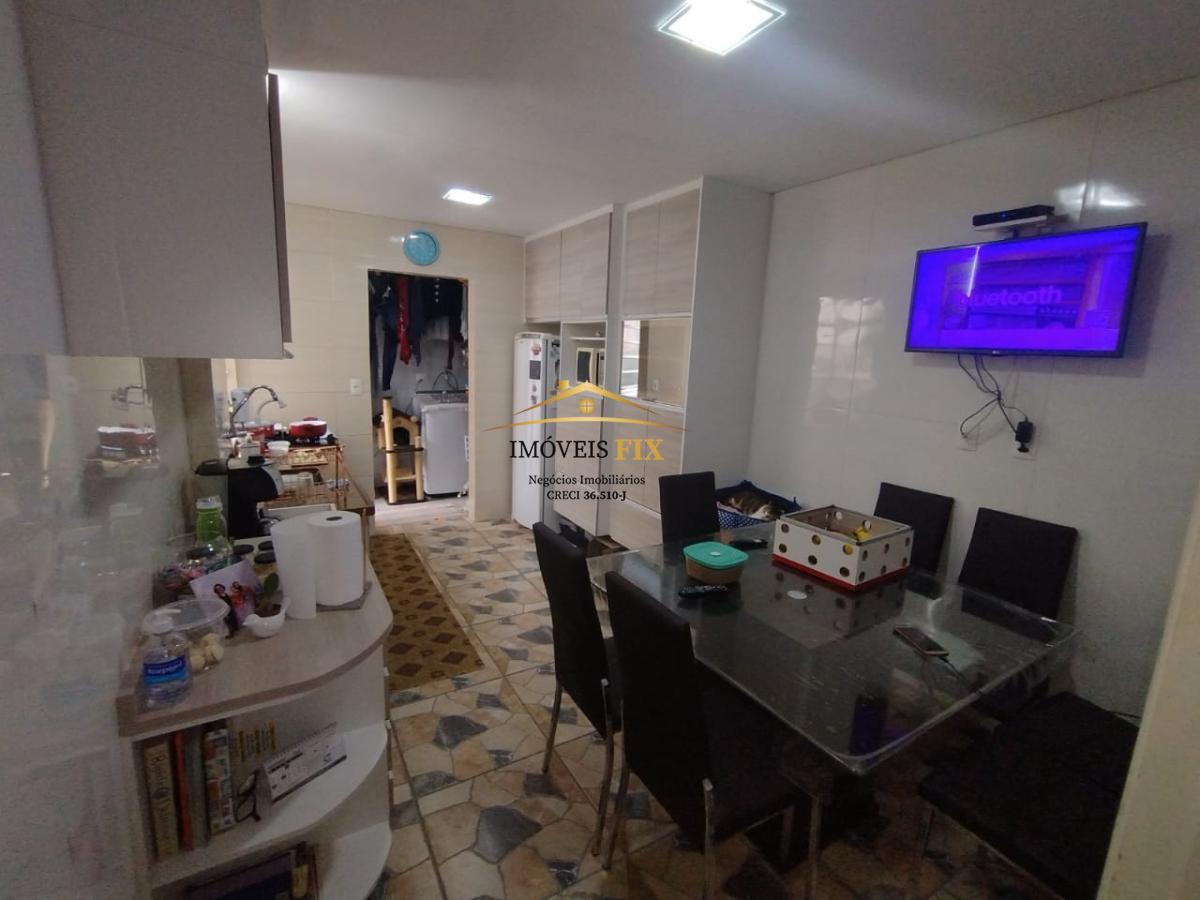 Casa à venda com 2 quartos, 92m² - Foto 8