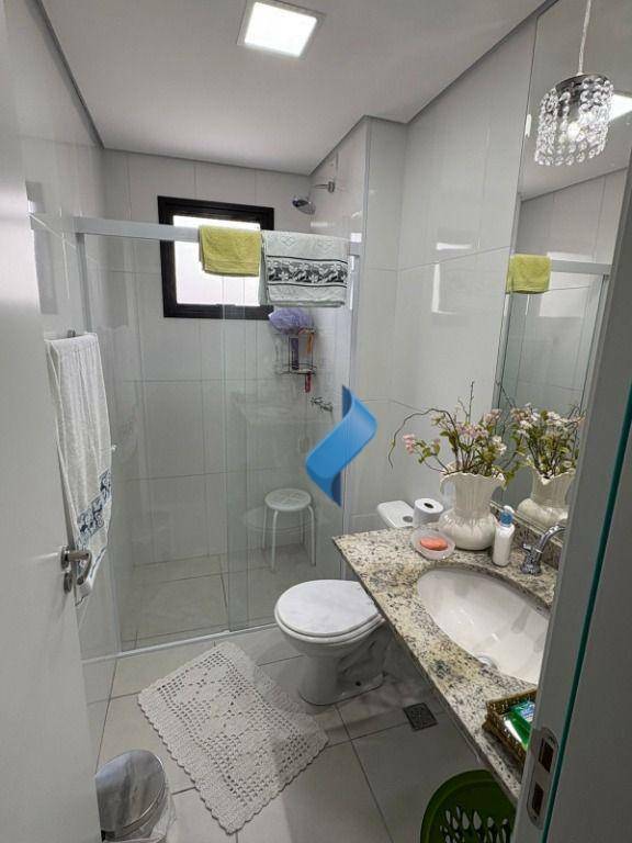 Apartamento à venda com 2 quartos, 69m² - Foto 8