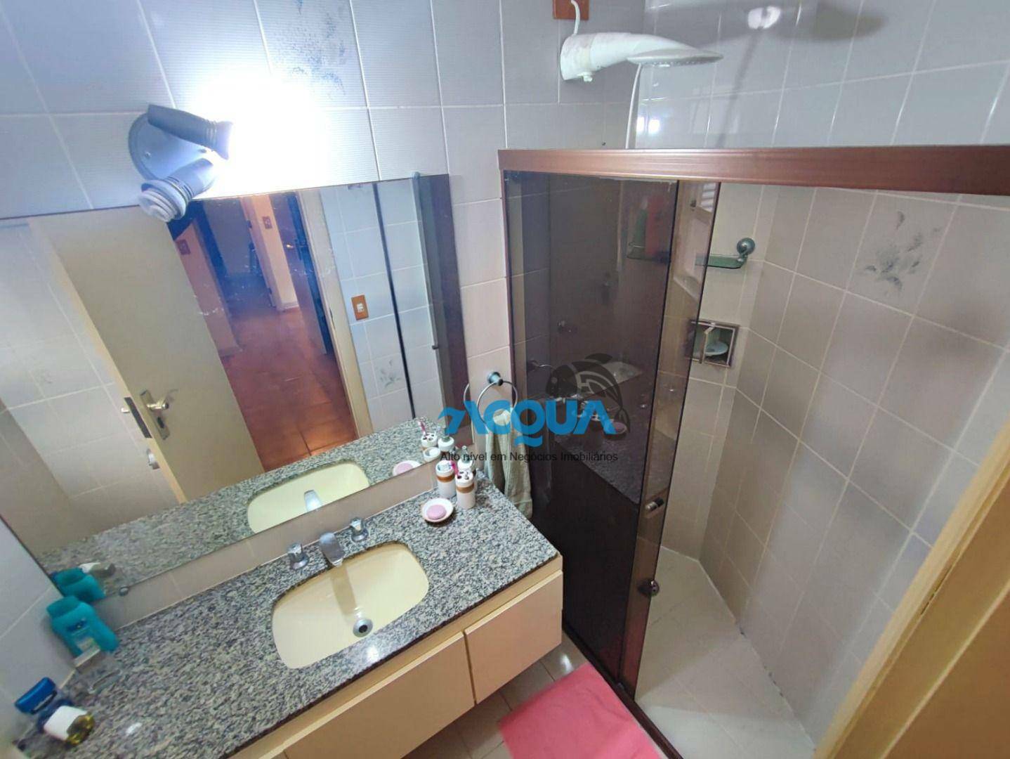 Apartamento à venda com 2 quartos, 70m² - Foto 9