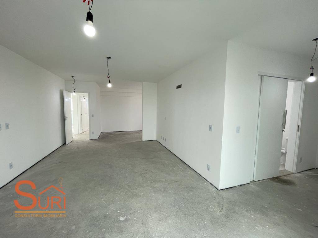 Apartamento à venda com 4 quartos, 181m² - Foto 17