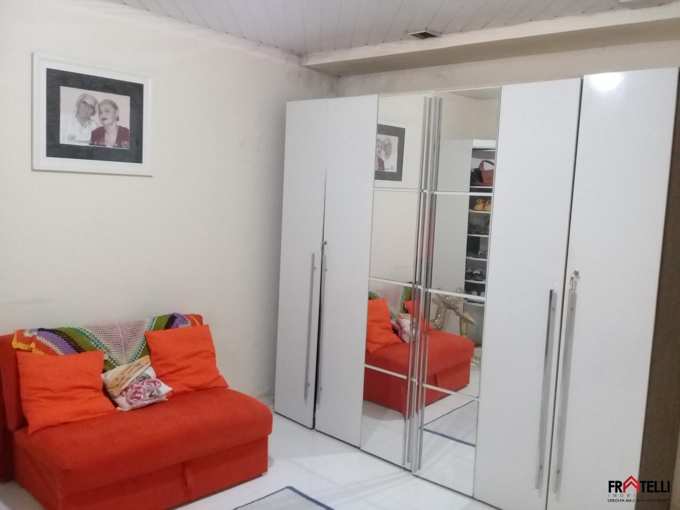 Casa à venda com 4 quartos, 200m² - Foto 17