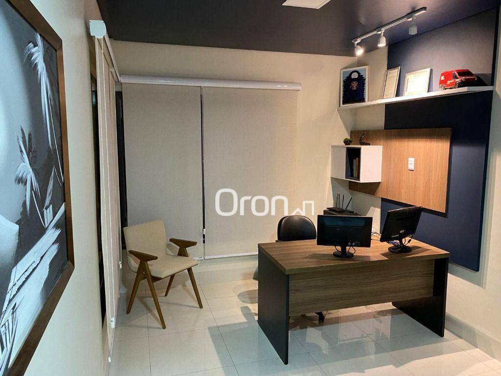 Sobrado à venda com 4 quartos, 340m² - Foto 2