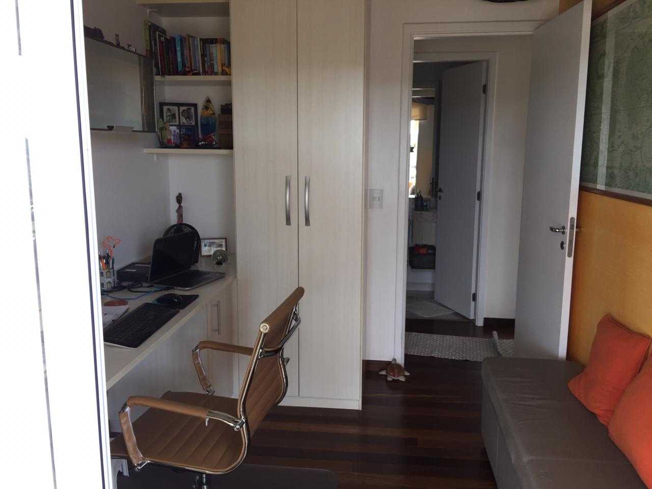 Apartamento à venda com 3 quartos, 94m² - Foto 13