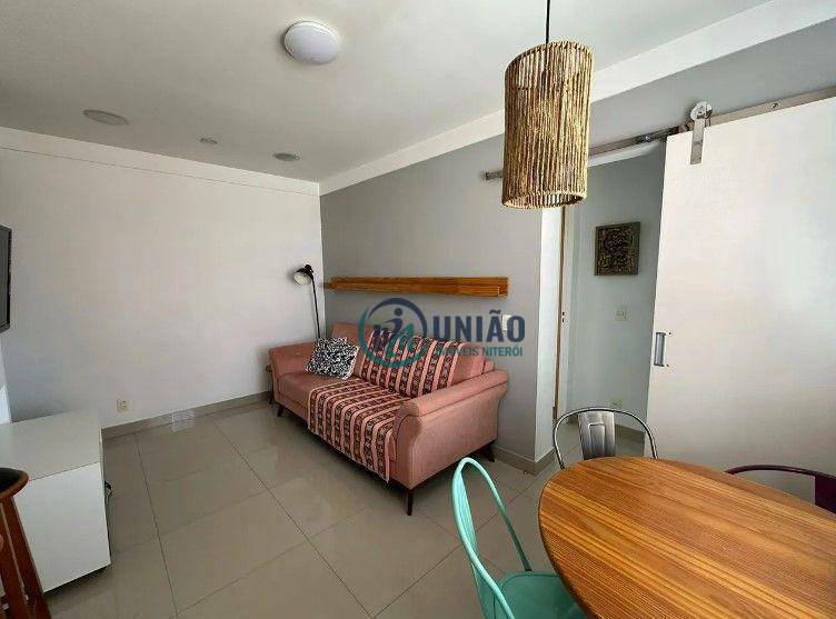 Apartamento à venda com 2 quartos, 60m² - Foto 4