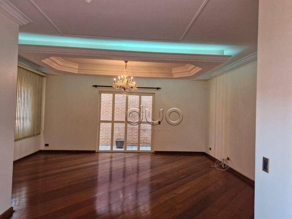 Casa à venda com 3 quartos, 315m² - Foto 6