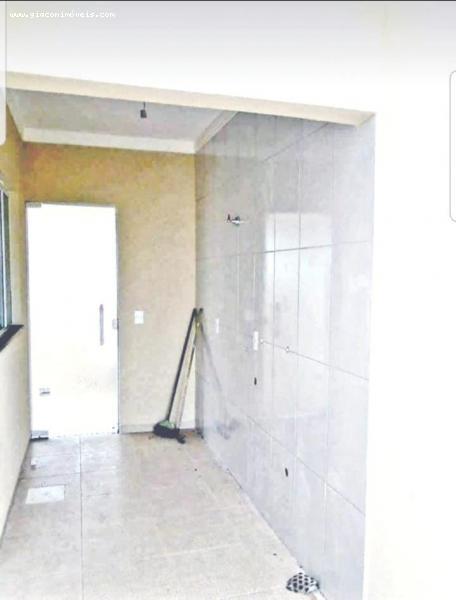 Casa à venda com 3 quartos, 200m² - Foto 6