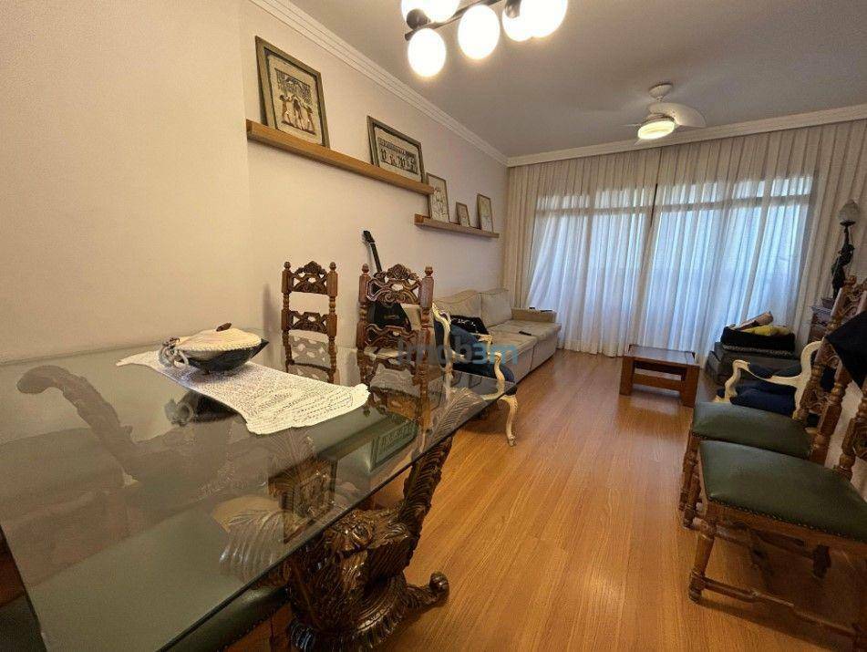 Apartamento à venda com 3 quartos, 138m² - Foto 2