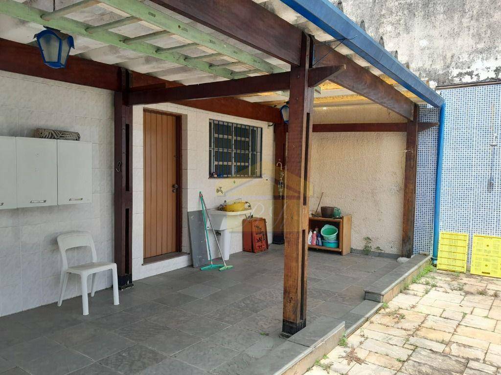 Casa à venda com 2 quartos, 100m² - Foto 7