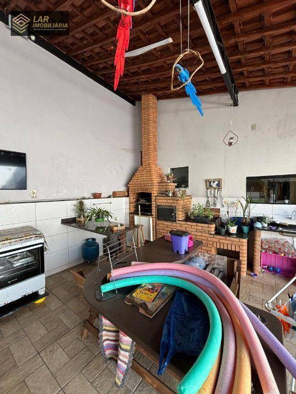 Casa à venda com 5 quartos, 307m² - Foto 38