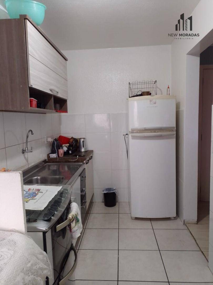 Apartamento à venda com 2 quartos, 49m² - Foto 2