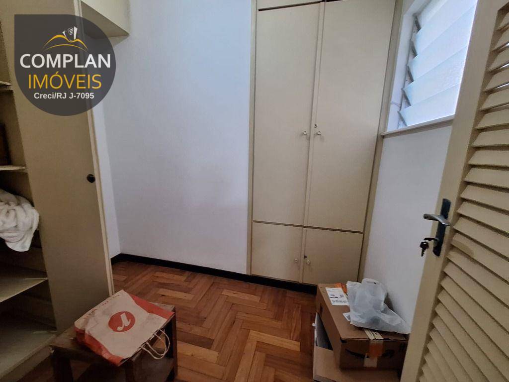 Apartamento à venda com 3 quartos, 190m² - Foto 29