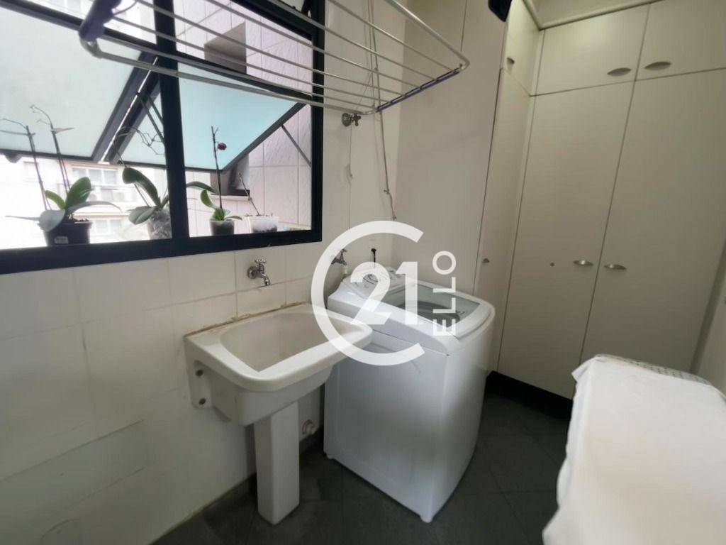 Apartamento à venda com 3 quartos, 192m² - Foto 11