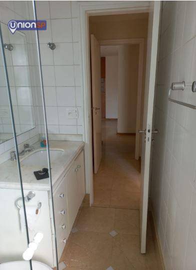 Apartamento à venda com 2 quartos, 70m² - Foto 26