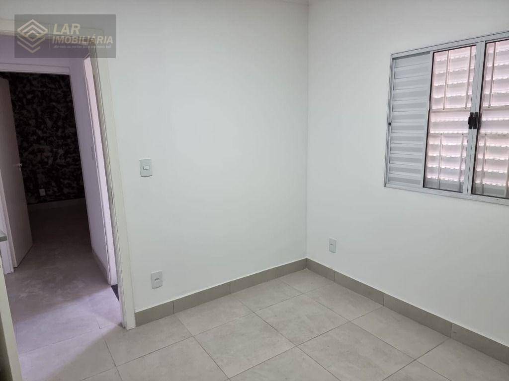 Casa à venda com 4 quartos, 300m² - Foto 19