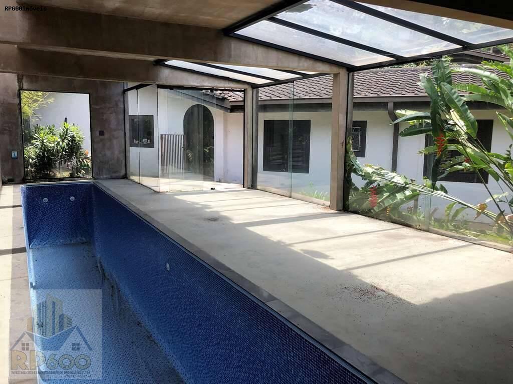 Casa de Condomínio para alugar com 3 quartos, 2385m² - Foto 28