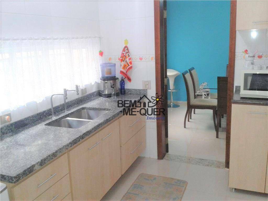 Casa à venda com 3 quartos, 360m² - Foto 12