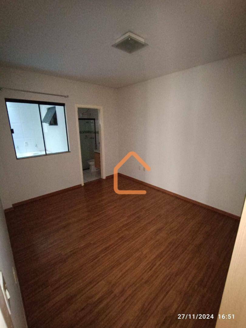 Apartamento para alugar com 3 quartos, 140m² - Foto 19