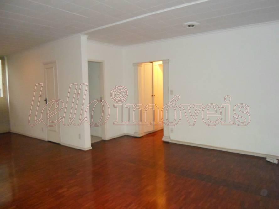 Apartamento para alugar com 3 quartos, 160m² - Foto 1