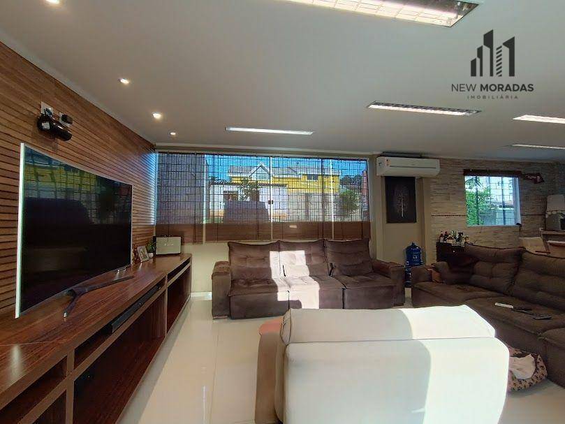 Casa, 3 quartos, 209 m² - Foto 2