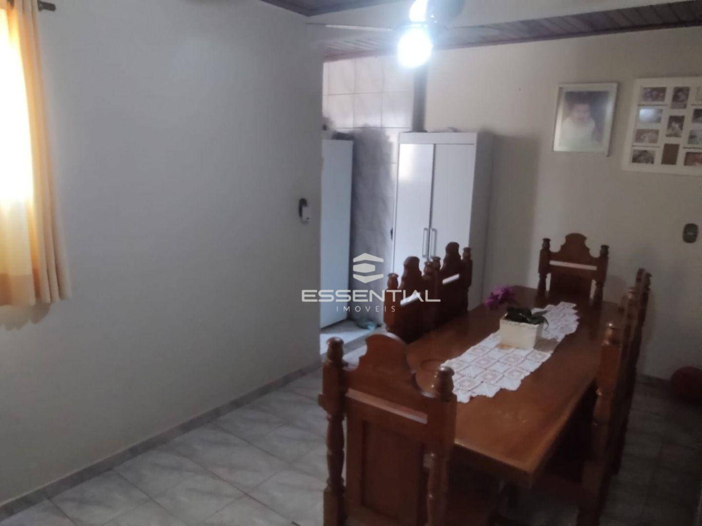 Casa à venda com 4 quartos, 170m² - Foto 8