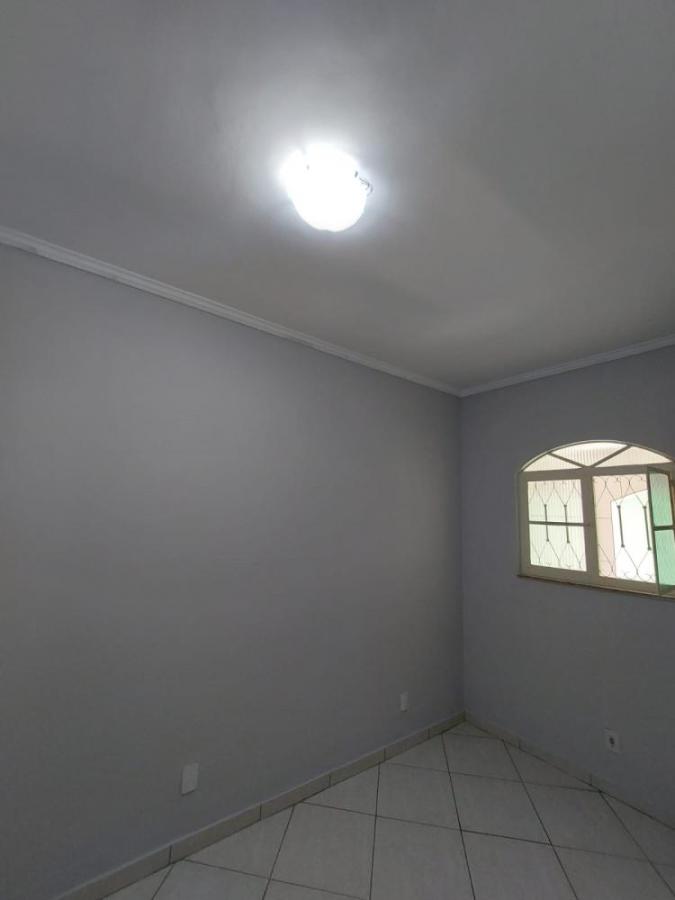 Casa à venda com 2 quartos, 120m² - Foto 11