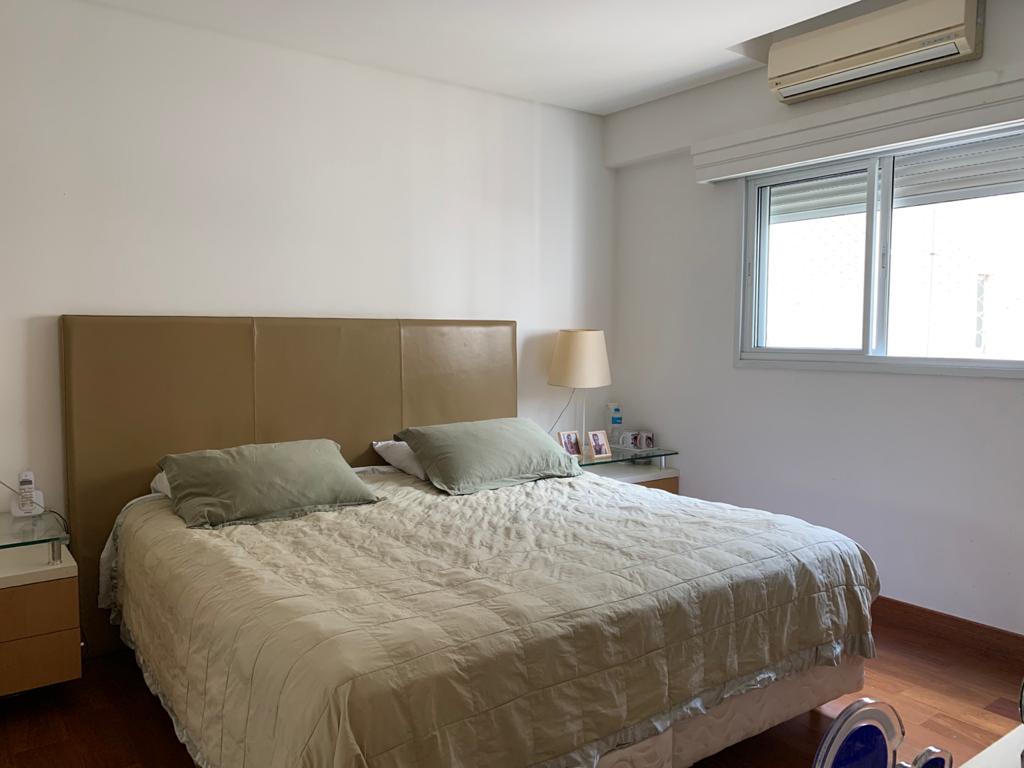 Apartamento à venda com 3 quartos, 200m² - Foto 15