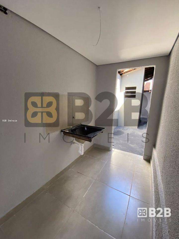 Casa à venda com 2 quartos, 139m² - Foto 6