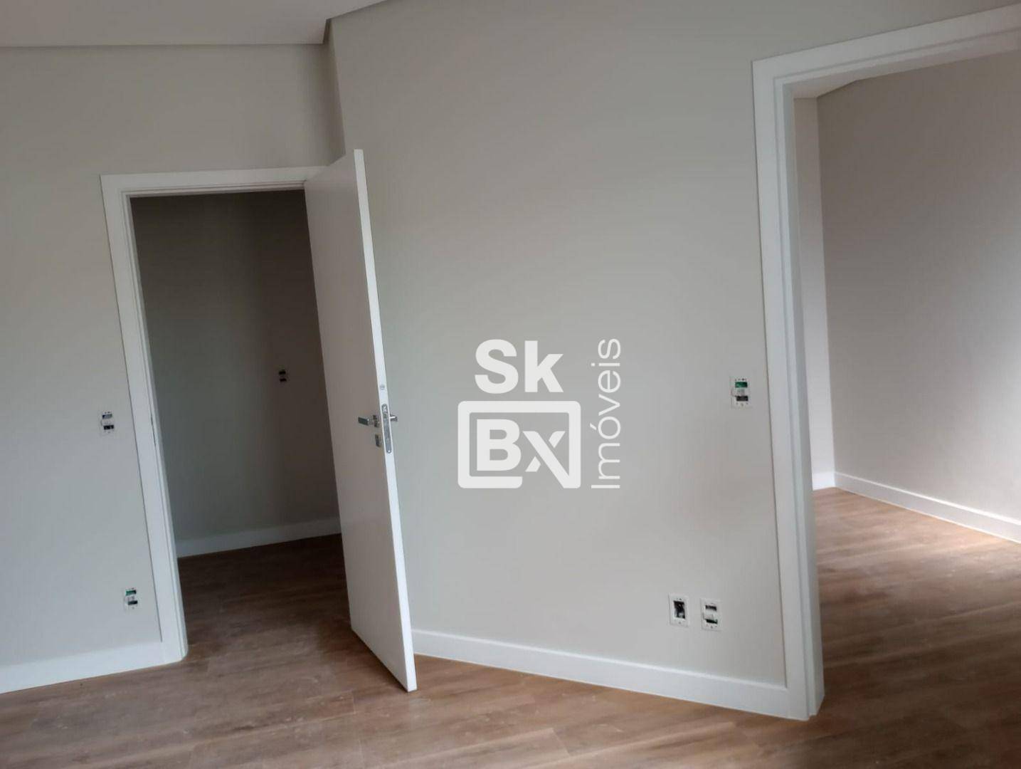 Apartamento à venda com 3 quartos, 186m² - Foto 18