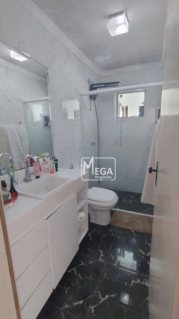 Casa de Condomínio à venda com 3 quartos, 210m² - Foto 25