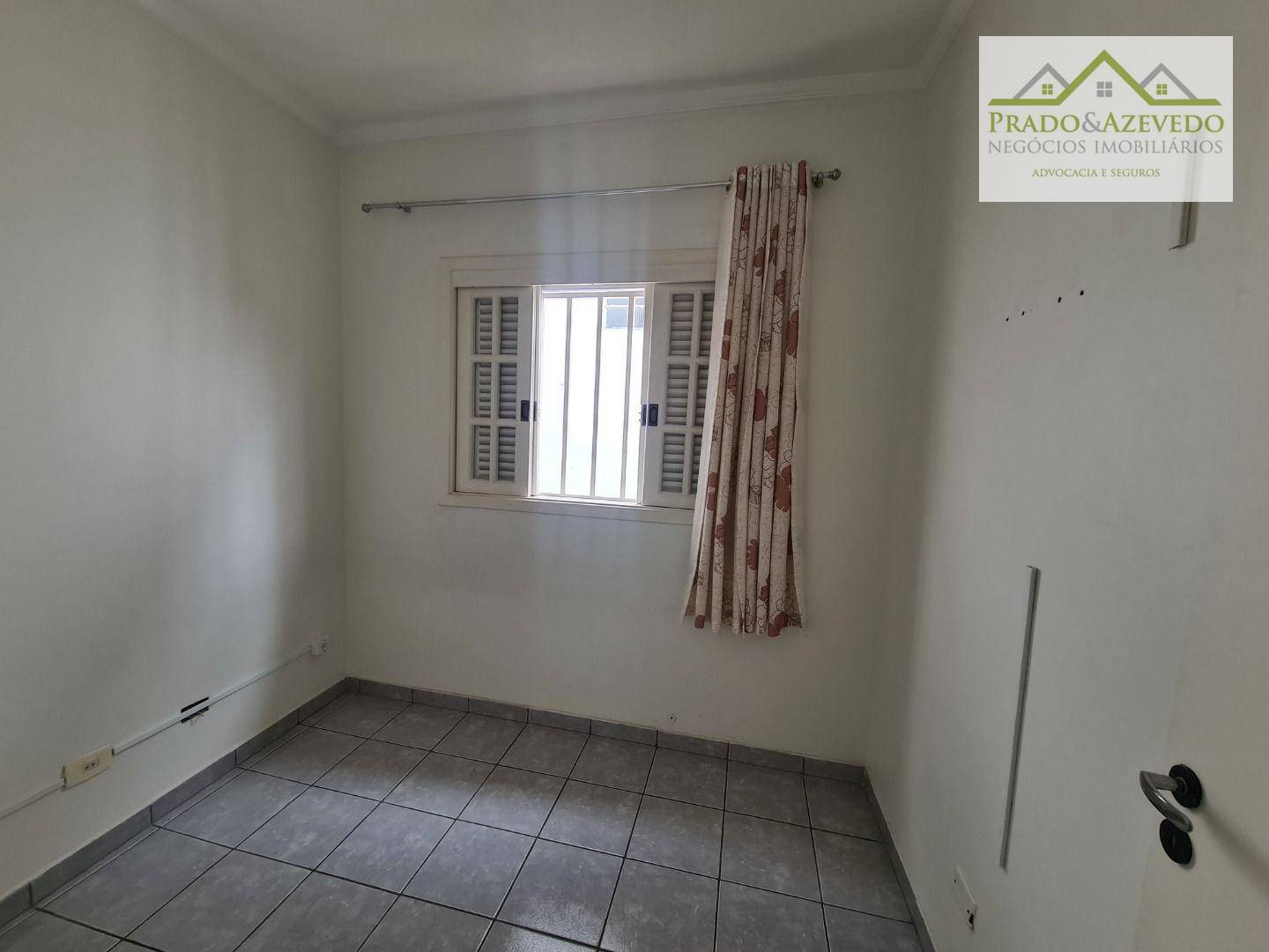 Casa à venda e aluguel com 3 quartos, 113m² - Foto 15