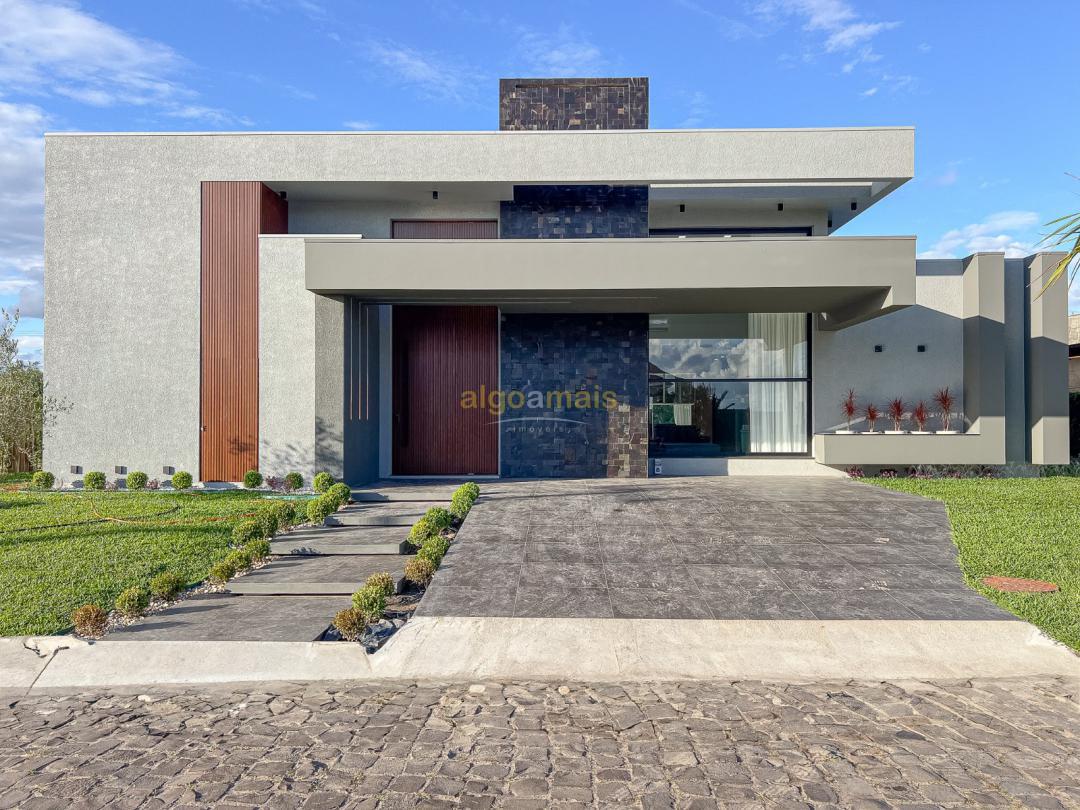 Casa de Condomínio à venda com 4 quartos, 268m² - Foto 1